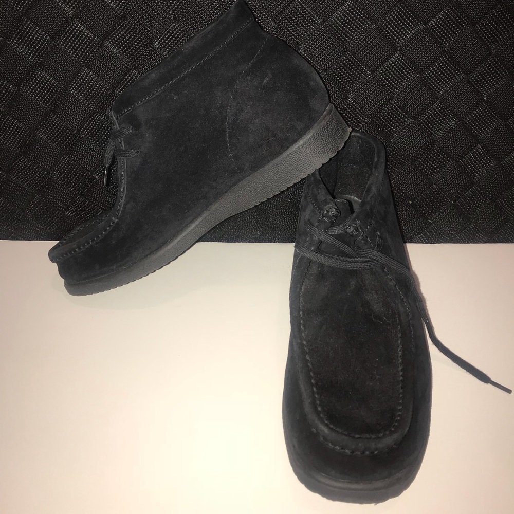 HUSH PUPPIES BOOTS